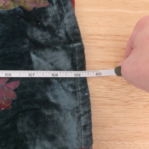 Baltic Born Floral Velvet Maxi Dress V-Neck Flutter Sleeve Size XXL No Belt - Picture 6 of 9